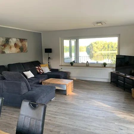 Grosses Am Apartament